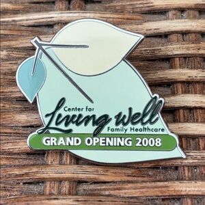 WALT DISNEY WORLD 2008 *Cast Member* Center for Living Well Grand Opening Pin